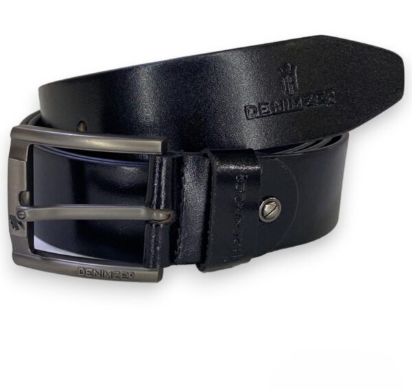 "Pure leather belt for men with a sleek buckle and high-quality cowhide