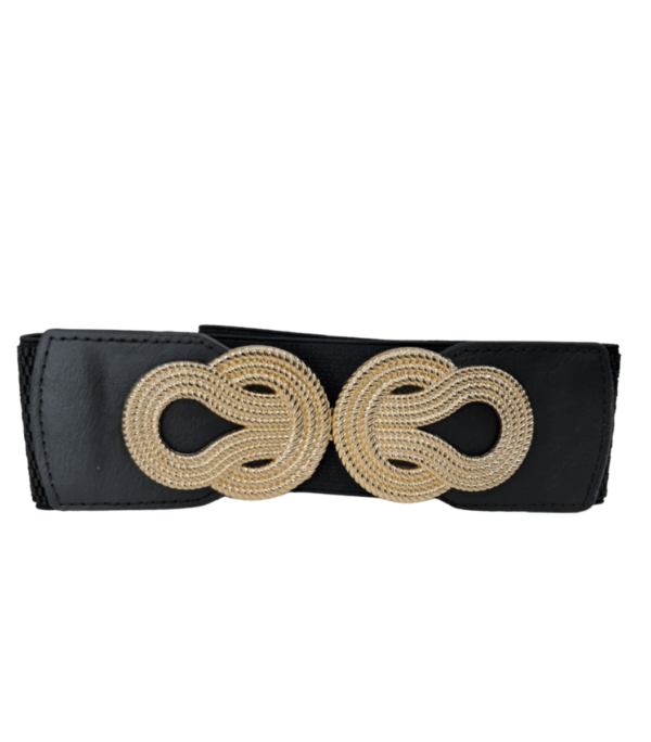 Close-up of Minimart’s Ladies Belt for Long Dress, featuring smooth black leather and a stylish metal buckle."